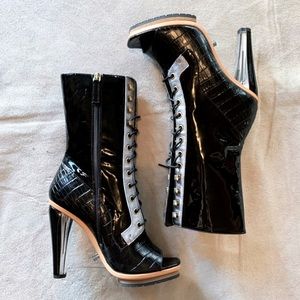 RODARTE KYLIE JENNER PATENT LEATHER LACE-UP BOOTS!
